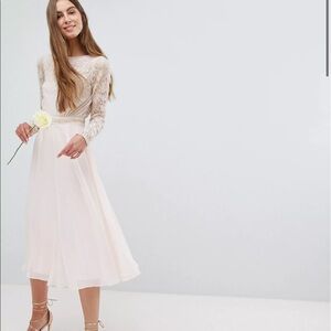 Amelia Rose Tall Embroidered Long Sleeve Midi